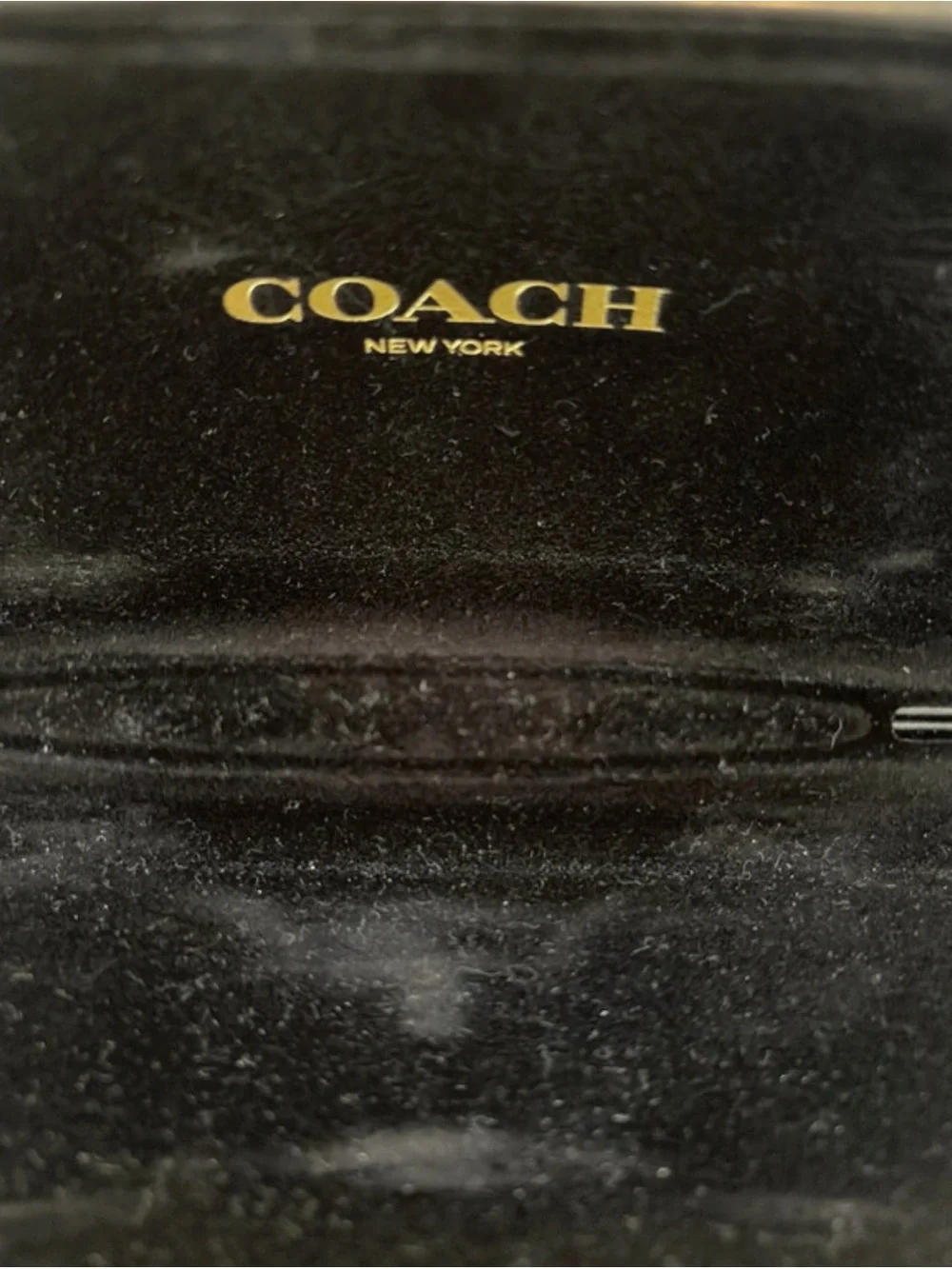 Coach New York Hard Shell Eyeglasses/Sunglasses Case with Cleaning Cloth – Black